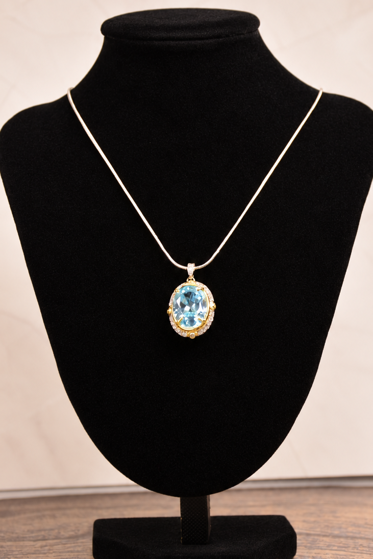 The Aquamarine Statement Necklace