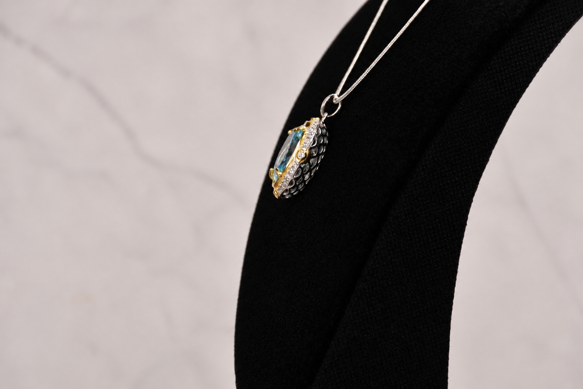 The Aquamarine Statement Necklace