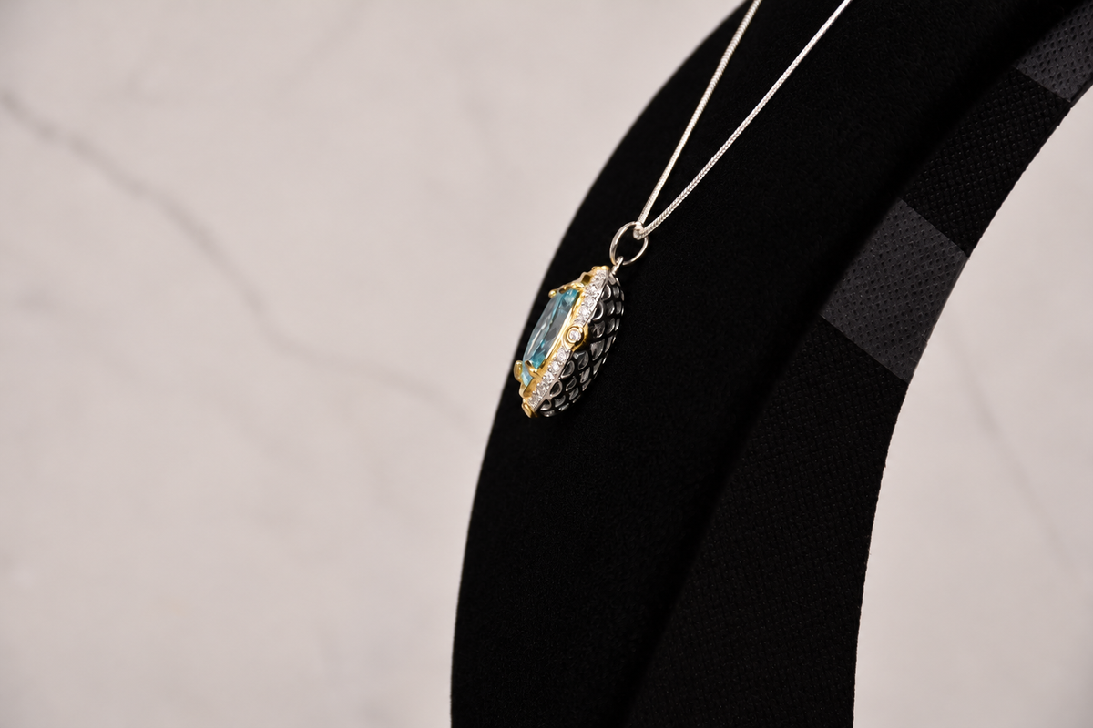 The Aquamarine Statement Necklace